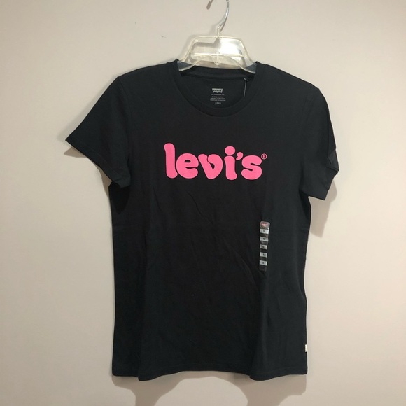 Levi’s Graphic Tee - Picture 1 of 3